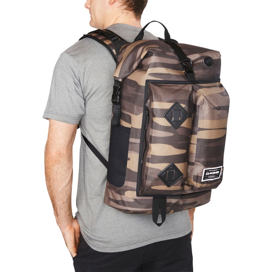 dakine cyclone ii 36l dry pack